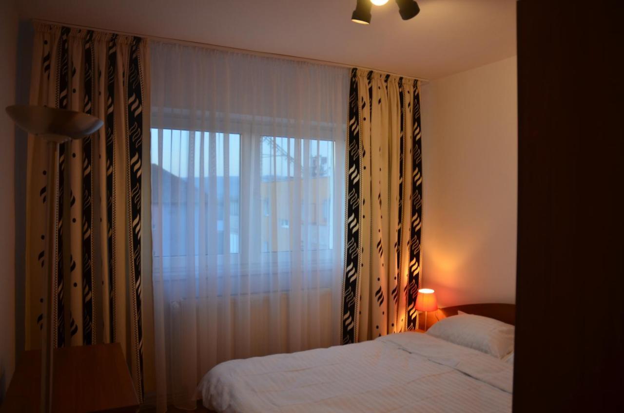 Cazare Medias, Apartament Modern 外观 照片