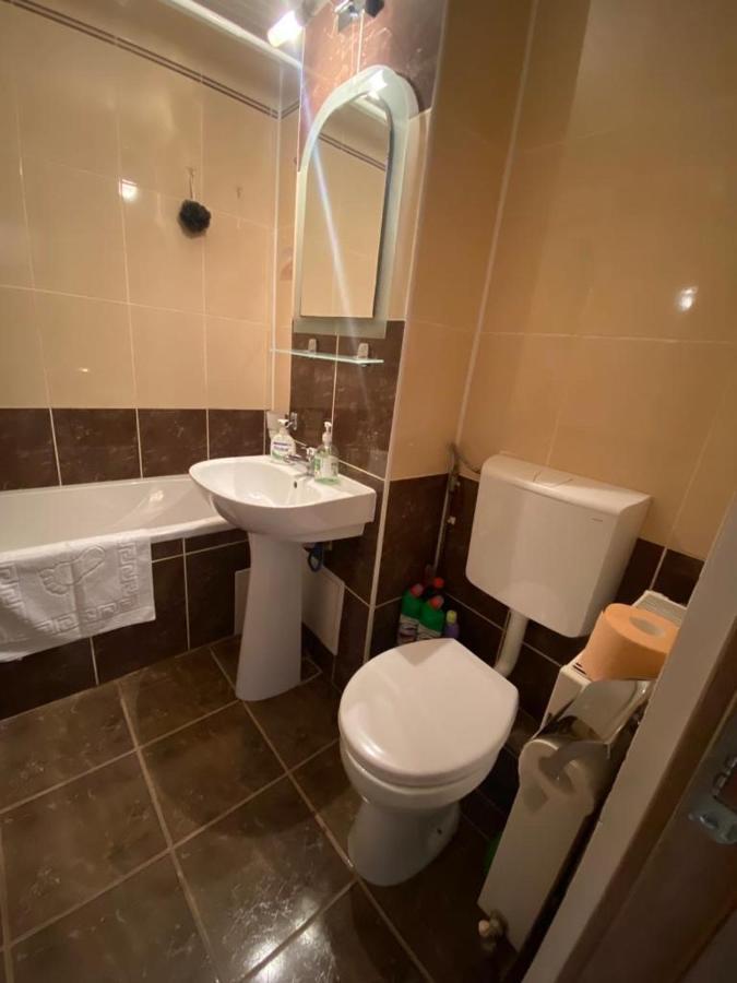 Cazare Medias, Apartament Modern 外观 照片